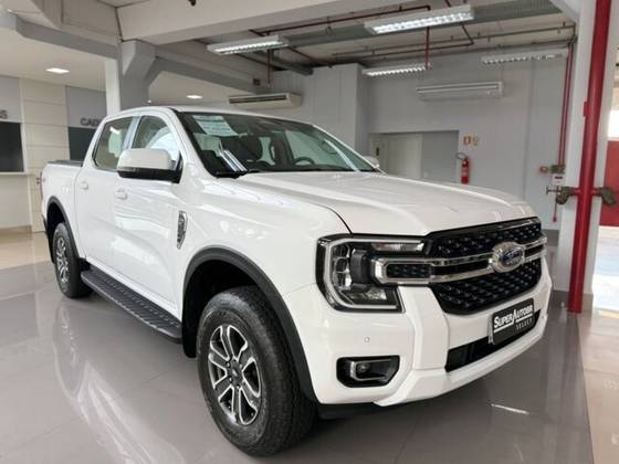 FORD RANGER 3.0 V6 TURBO DIESEL CD XLT 4X4 AUTOMÁTICO FORD RANGER 3.0 V6 TURBO DIESEL CD XLT 4X4 AUTOMÁTICO